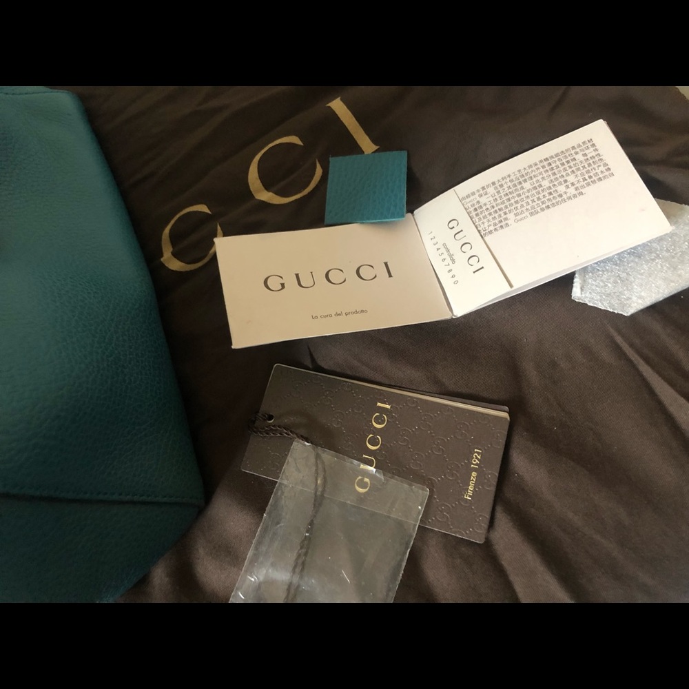 Gucci Handbag - Picture 6 of 7